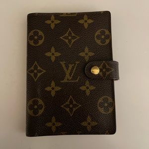 Louis Vuitton PM Agenda